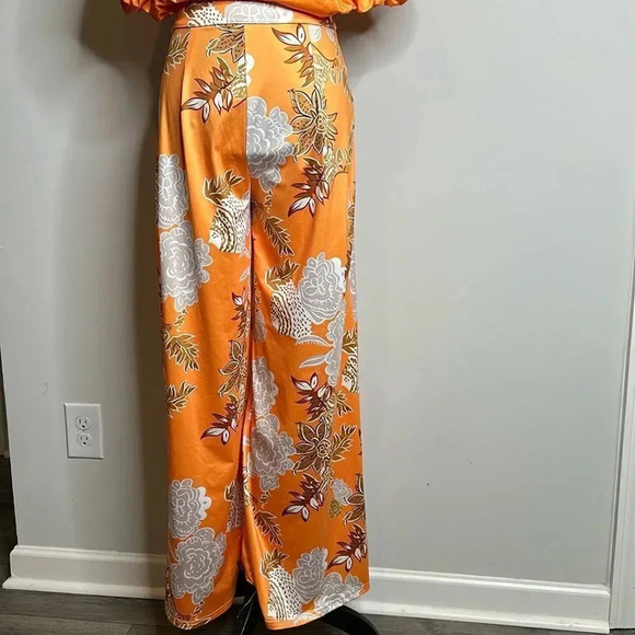 Floral Print Wide Leg Pants - Picture 4 of 12